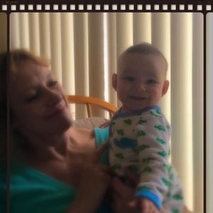 Meet your Posher, Lora